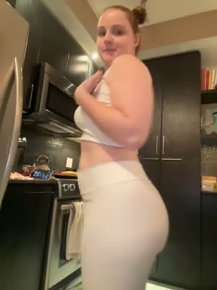 113) PS - Spreading My Cheeks and Finger Pussy Over Camera — filmik GingerSnap33, modela(-lki) na kamerkach