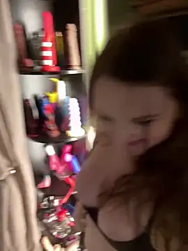 182) PS - Striptease / Blow Job & Tease Pussy With Domi — filmik GingerSnap33, modela(-lki) na kamerkach