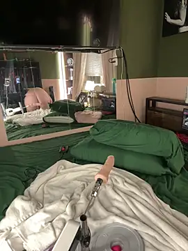 257) TS - Fuck Machine In Doggy - video by GingerSnap33 cam model