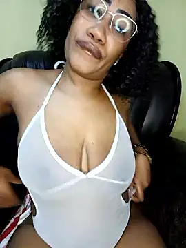 A MUST HAVE 👌 - video by PuneeeLucee cam model