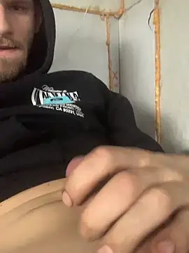 Public Show Cum - video by Boysex227 cam model