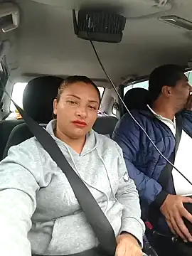 blowjob the car – video od webkamerové modelky hotandfierylatinos2023