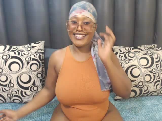 [25 Oct 01:06] Private Show - video IAm-the-1st-Dota kameramallilta