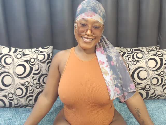 [24 Oct 15:14] Private Show - video IAm-the-1st-Dota kameramallilta