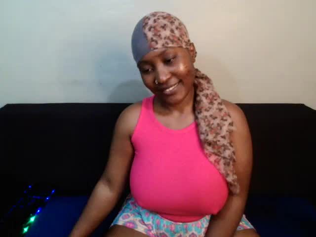 [12 Aug 17:53] Private Show - video IAm-the-1st-Dota kameramallilta