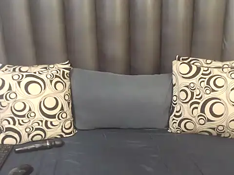 [6 Jan 20:41] Private Show - video IAm-the-1st-Dota kameramallilta