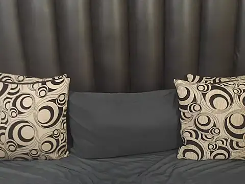 [9 Feb 15:29] Private Show - video IAm-the-1st-Dota kameramallilta