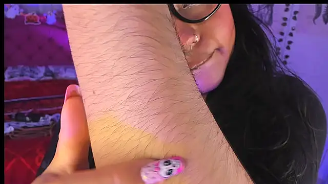 pvt show , hairyarmpits - video by Samanta_Bigboos cam model