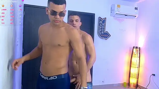 Maximum destruction of Taylor's ass in different positions  1 hour - Video von Boysgang_sex Cam-Model