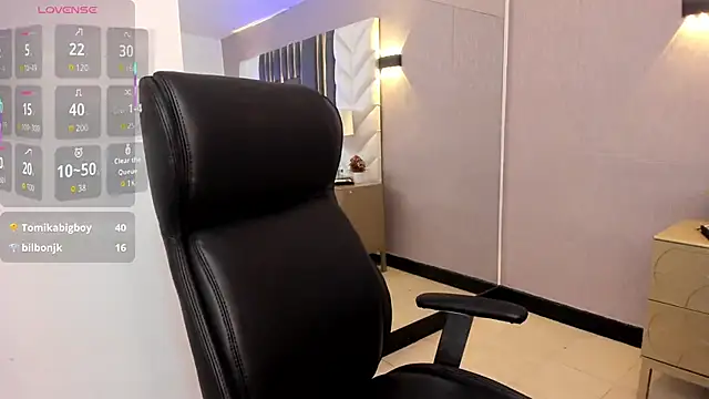 🍆 - video by Anny_osorio cam model