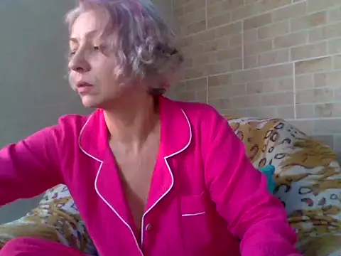 [21 Jul 14:20] Private Show – video modela na kameri Lorie_Carrie