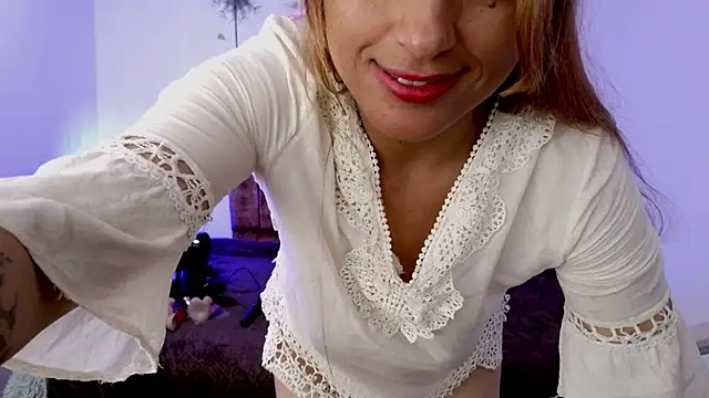 admire my hairy pussy - βίντεο μοντέλου elena_detroya