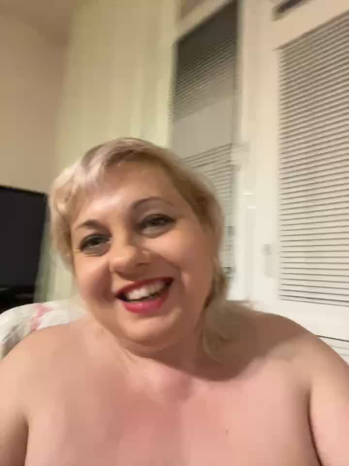 [12 Nov 19:36] Private Show - clip cu LanaSoftt model videochat
