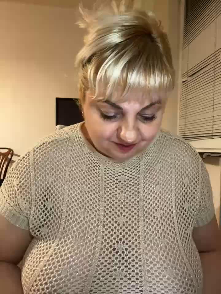 [3 Jan 22:27] Private Show - video by LanaSoftt cam model