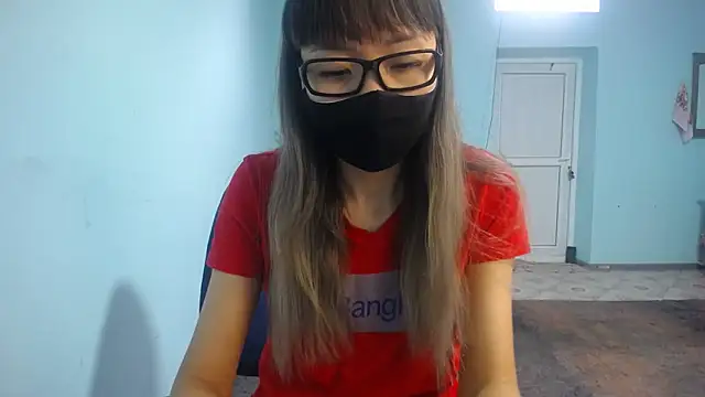 [11 May 10:43] Private Show - video by elllaaxx cam model