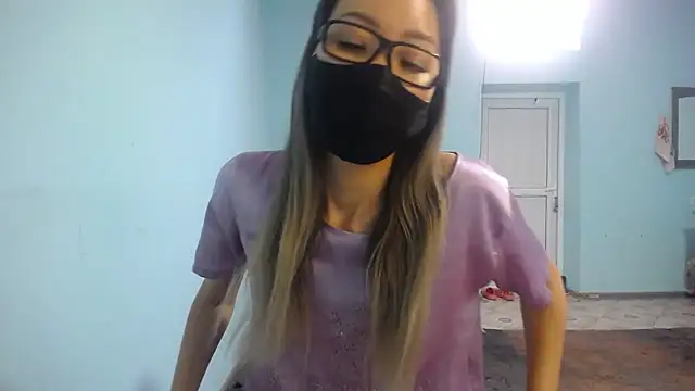 [5 Jun 11:20] Private Show - video by elllaaxx cam model