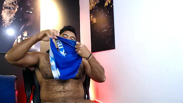 cumchest and play nipples - video by Big_furry_bear13 cam model