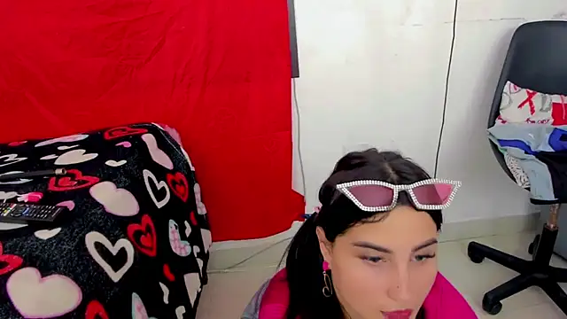 anal machin and squirts 🍑🍆🔥 - video by sunshine_uwu22 cam model