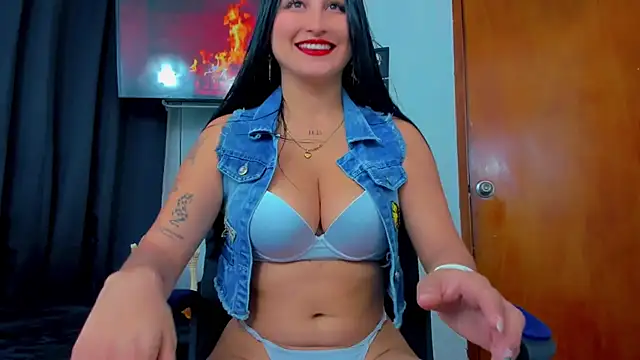 TOOTHPASTE IN MY PUSSY AND ASS FUCK I SCREAM 🔥🔥🔥 - video by sunshine_uwu22 cam model