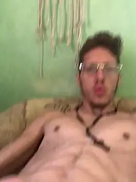 [20 Jun 11:40] Public Show - video by SOYMRX cam model