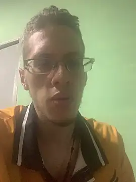 [21 May 22:10] Public Show - vídeo de la modelo de cam SOYMRX