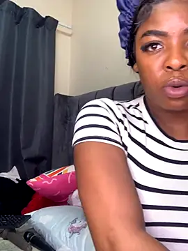 [24 Jul 01:00] Private Show - video by Ass-Queen cam model