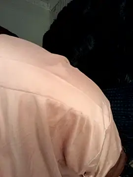 Watch get fucked outside by a stranger 🥰 - video di QUEENZAZA modella di cam