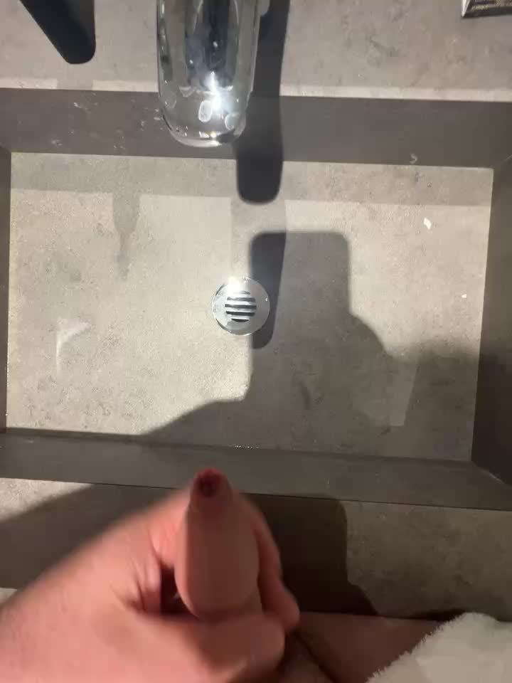 [8 Jul 21:17] Private Show – video modela na kameri henes188