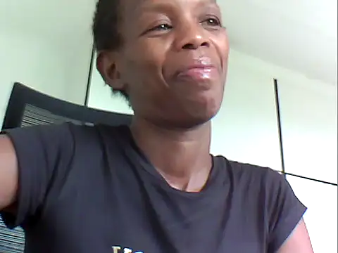 [21 Feb 08:15] Private Show – video modela na kameri NawtyEbony24