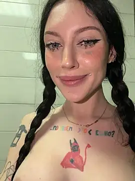 [27 Dec 21:12] Public Show - video by Melissa_crazy cam model