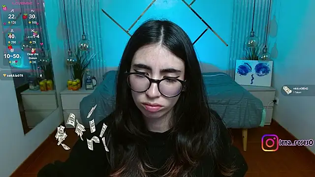 short tour of my body + masturbation – видео вебкам-модели LenaRoses