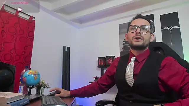 [19 Jun 08:35] Private Show - video av Jerry_hot1 cam model