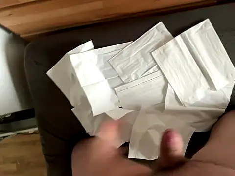 [16 Nov 09:02] Public Show - video by Yokra cam model