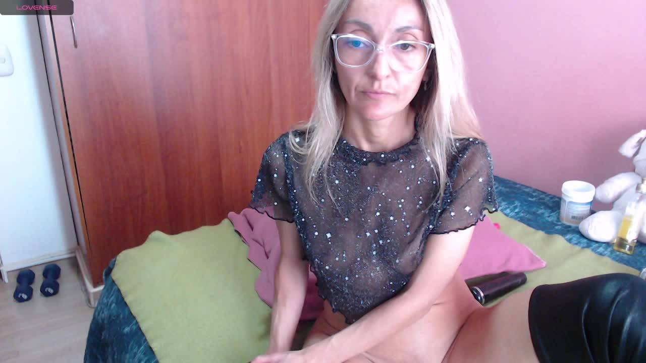 [26 Mar 10:14] Private Show – video od webkamerové modelky Susanlover