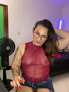 [21 May 18:12] Private Show - secretary dress - vídeo de la modelo de cam Amarantha_666
