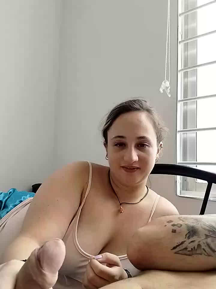 [11 Apr 11:47] Private Show - video by SweetCat_and_Jhonny cam model