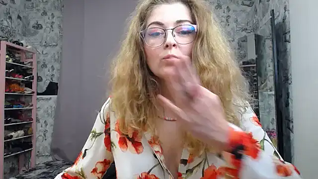 Poppies Blouse Camshow Take 1 - video by Helen1974 cam model