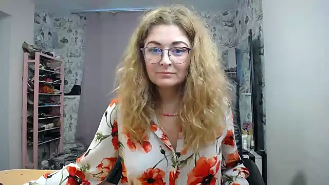 Poppies Blouse Camshow Take 2 - video by Helen1974 cam model