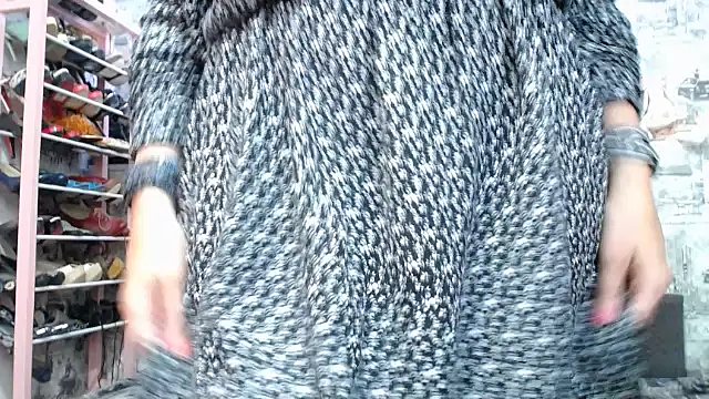 Few Camming Moments - video by Helen1974 cam model