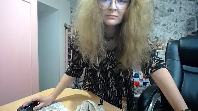 Happiness and health to you! - video by Helen1974 cam model