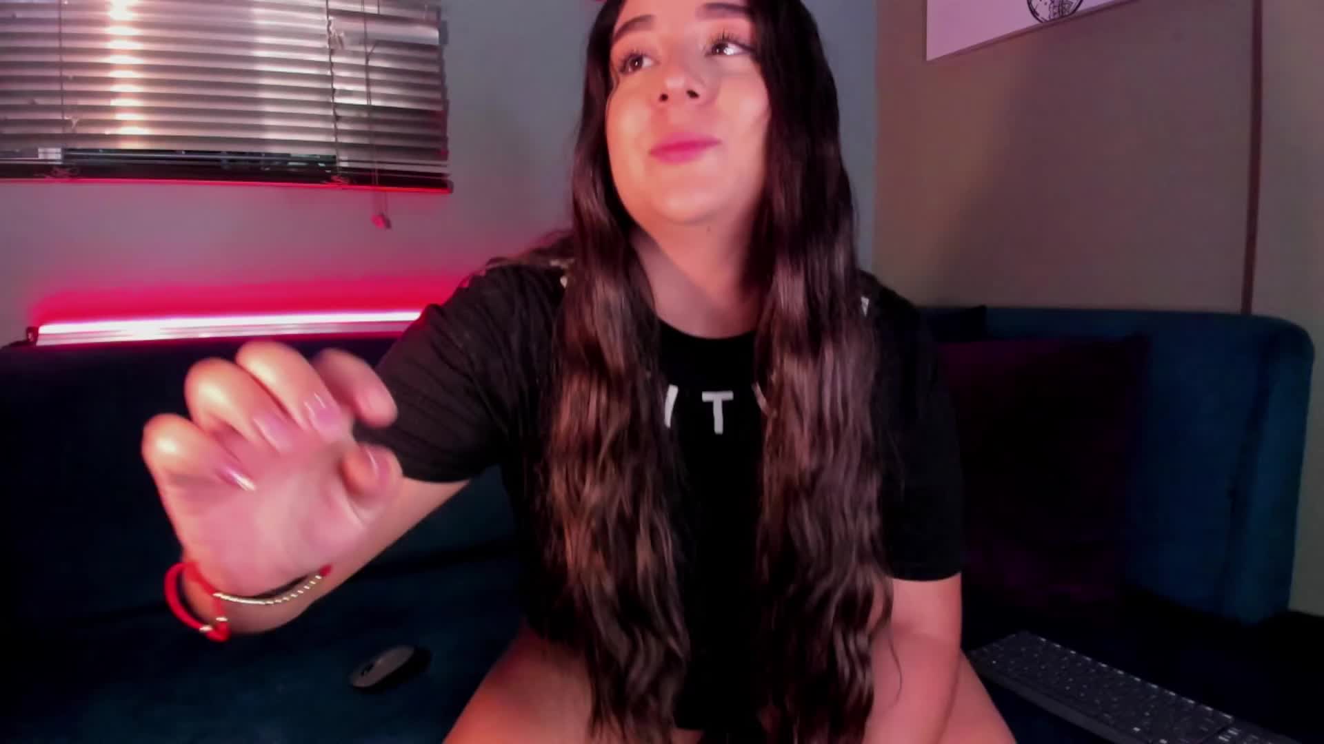 [22 Aug 16:07] Private Show - video av Sussy_Bell01 cam model