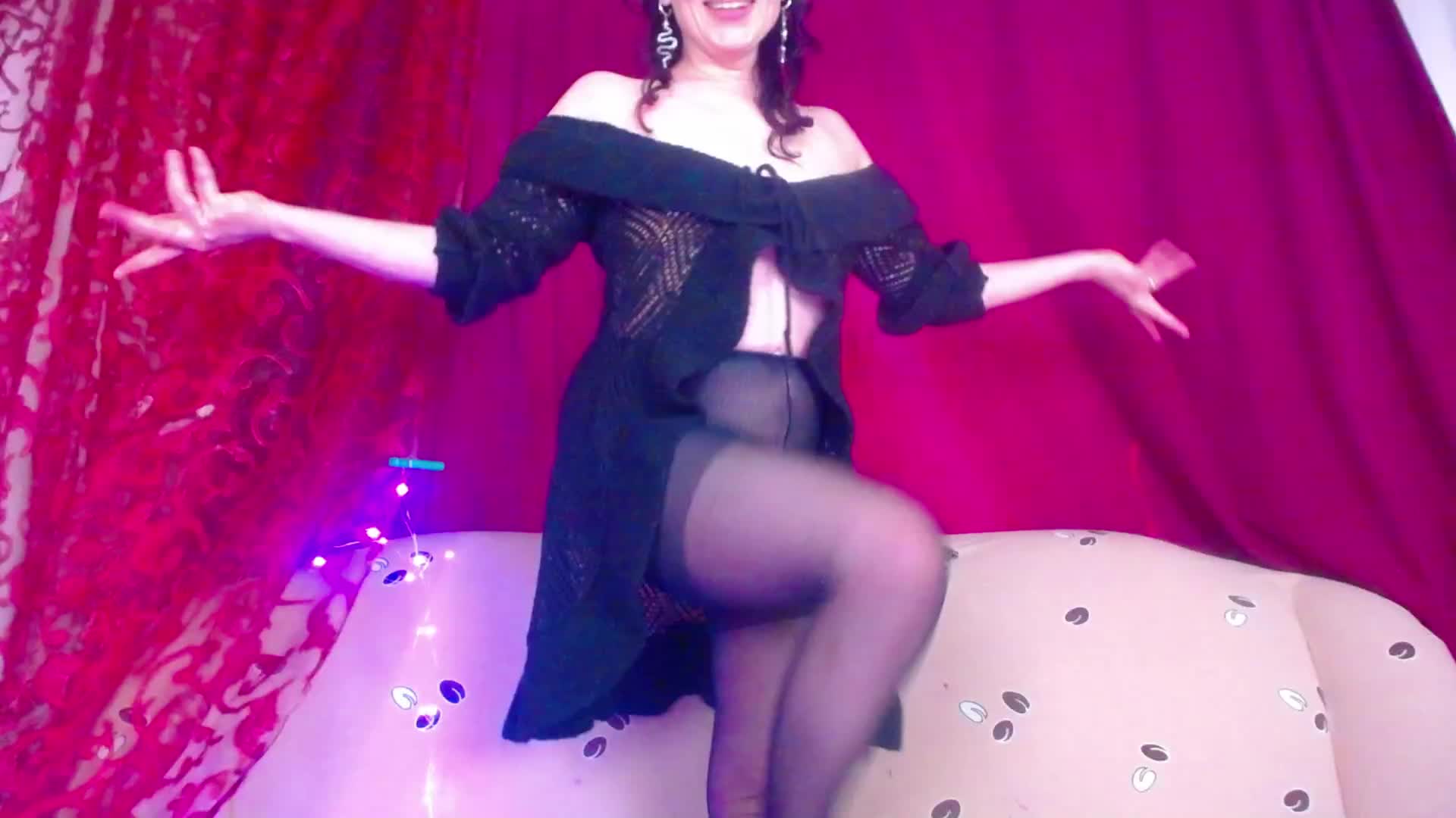 [5 May 11:46] Private Show - hotzlata adlı kamera modelinin videosu