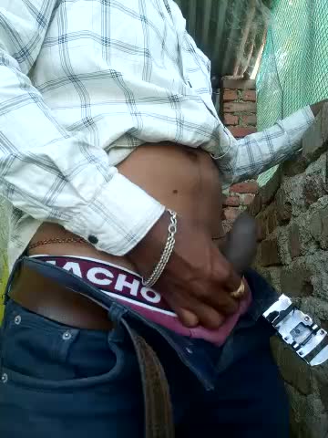 [24 Jan 15:44] Private cum Show - clip cu Kartik_bbc_indian model videochat