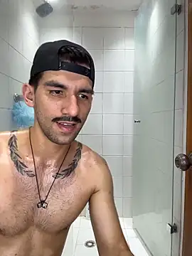 [HOT SHOWER CUM SHOW] Private Show