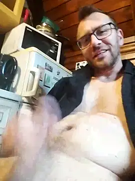 [11 May 07:30] Private Show - video by tomee83 cam model