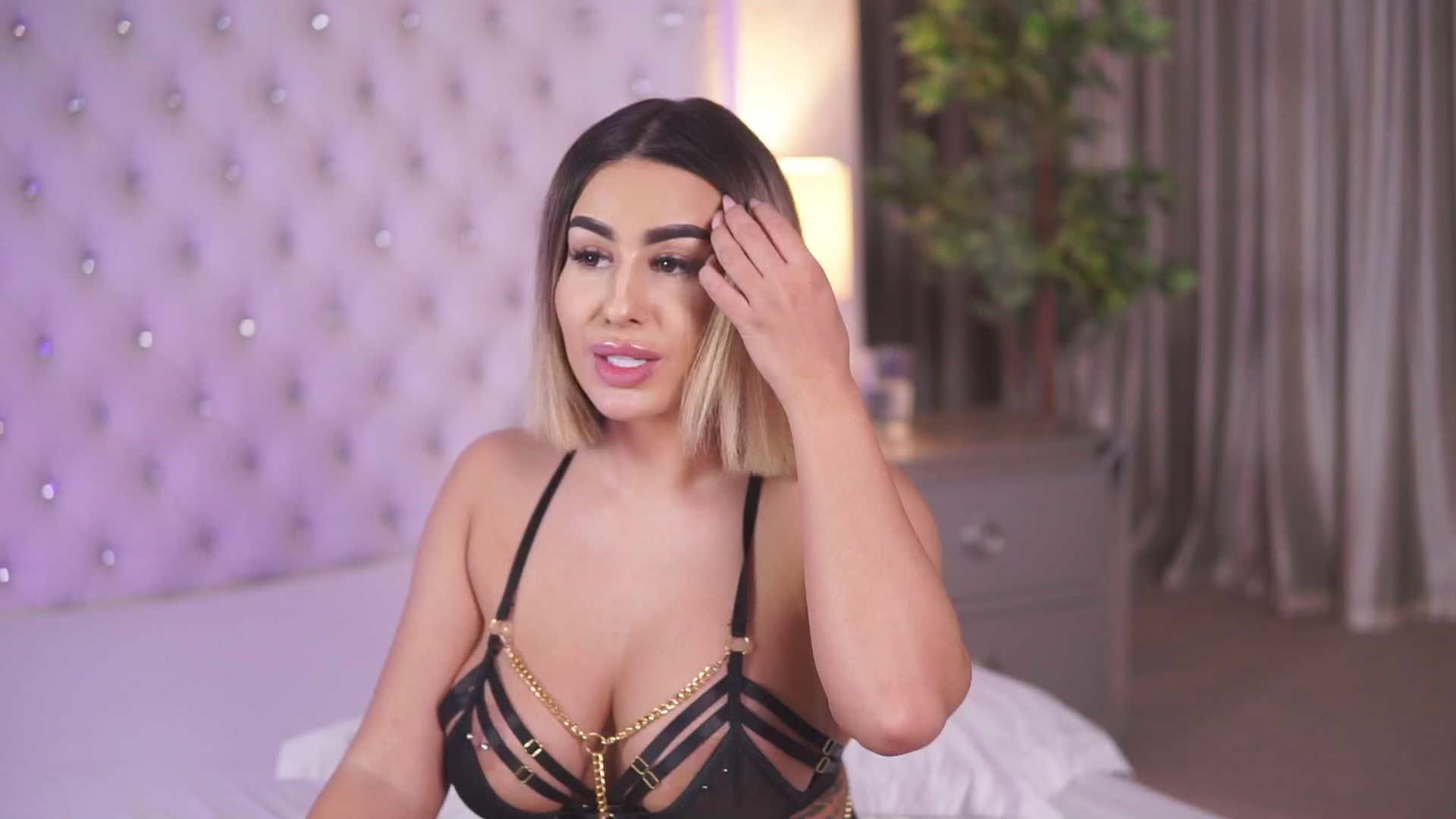 12 Aug 00:21 Private Show - EvaZane kullanıcısının videosu.