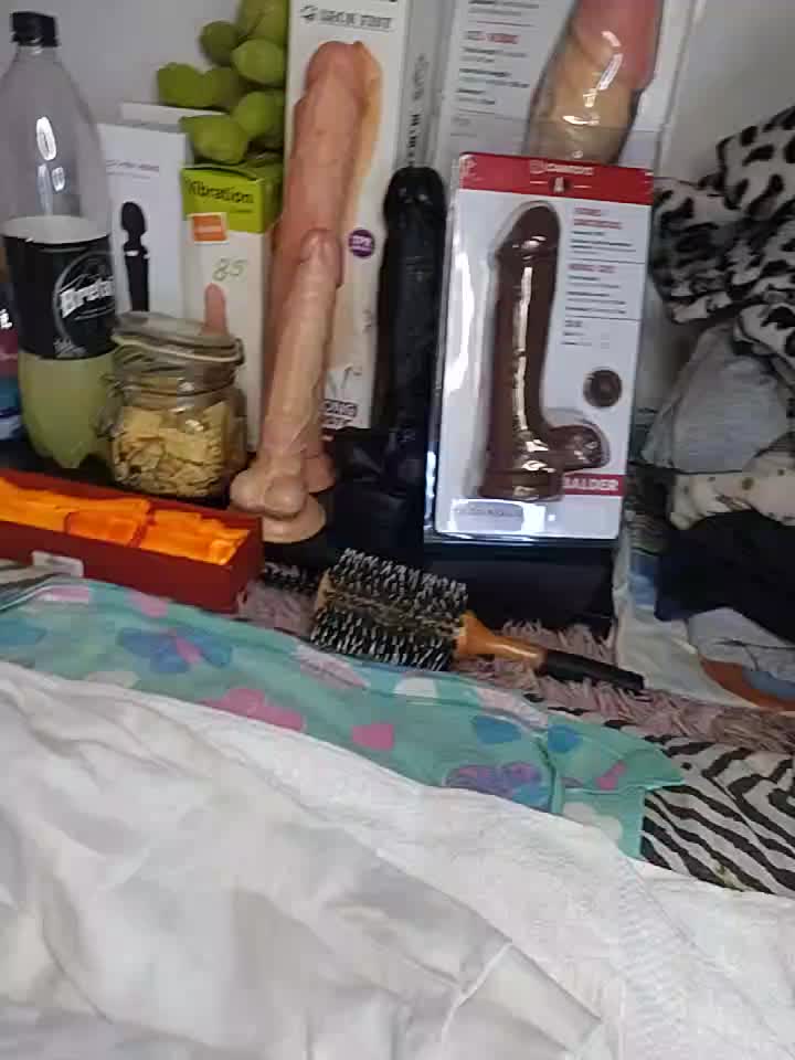 crazy show with monster toy - video by diamondfer cam model