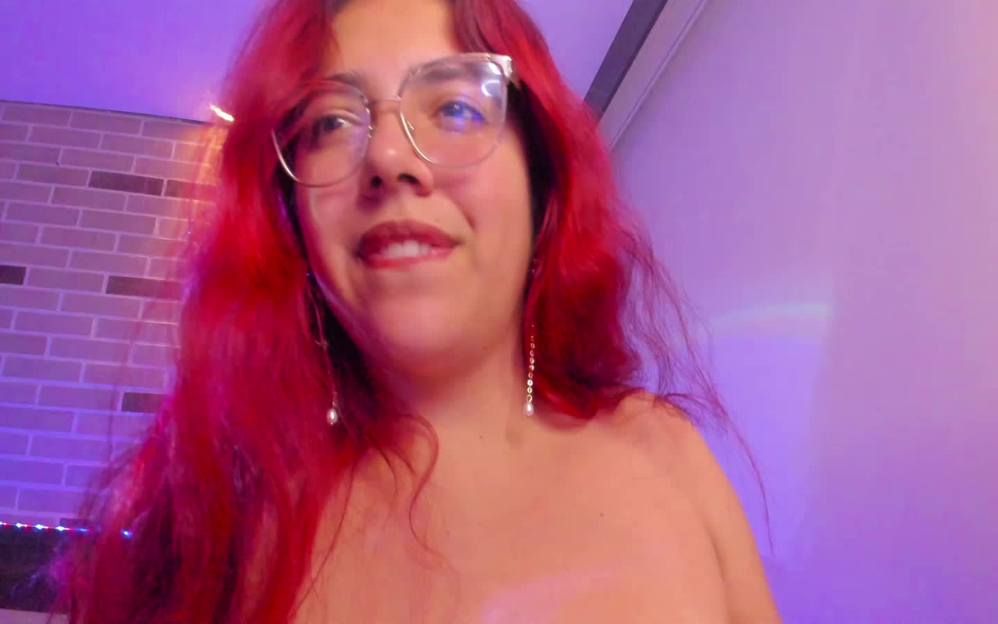 Private Show - video by Rousse_Collinss cam model