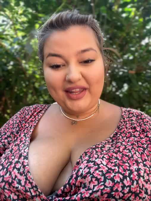 [16 Jul 11:15] Private Show fun outside - ক্যাম মডেল AllysonK-এর ভিডিও