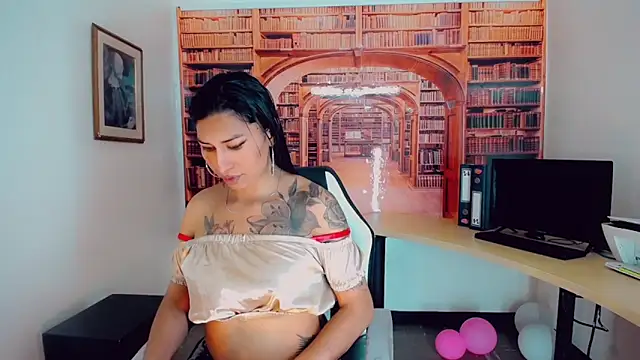 [10 May 14:35] Private Show - Vídeo de khiara_moretti, modelo de vídeos